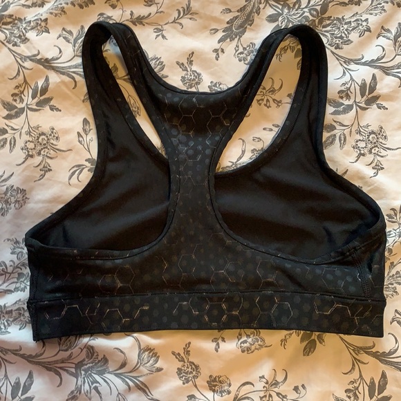 Under armour sports bra - Picture 2 of 2